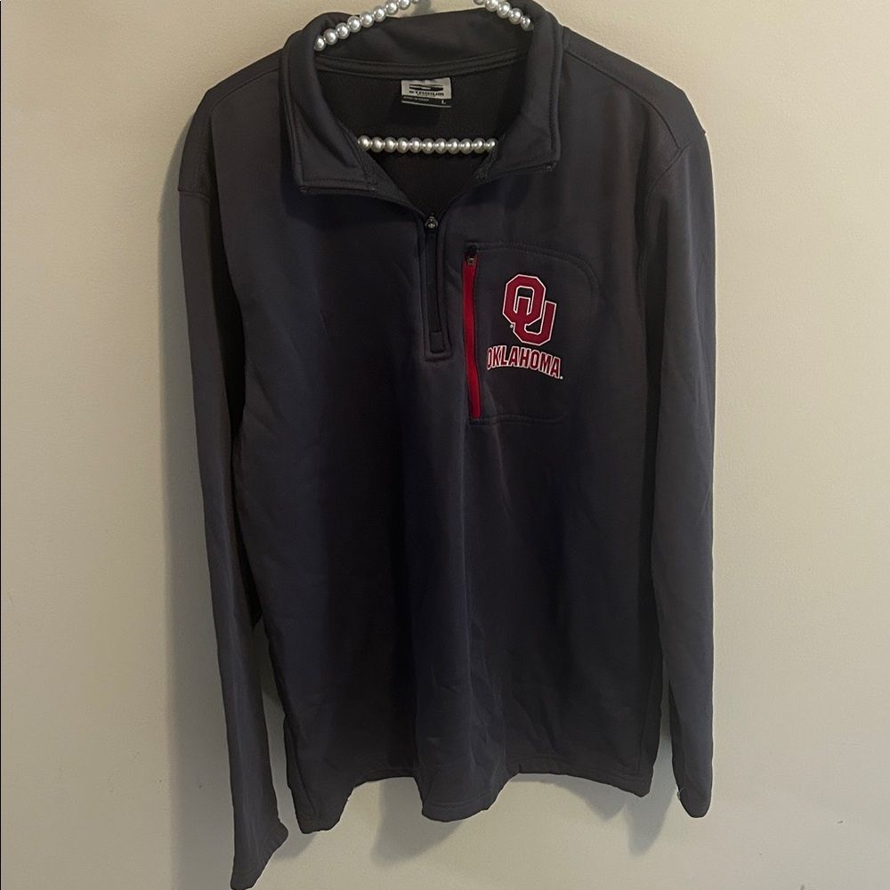 Oklahoma Sooners Gray 1/4 Zip Pullover Front Zip Pocket. Size Large